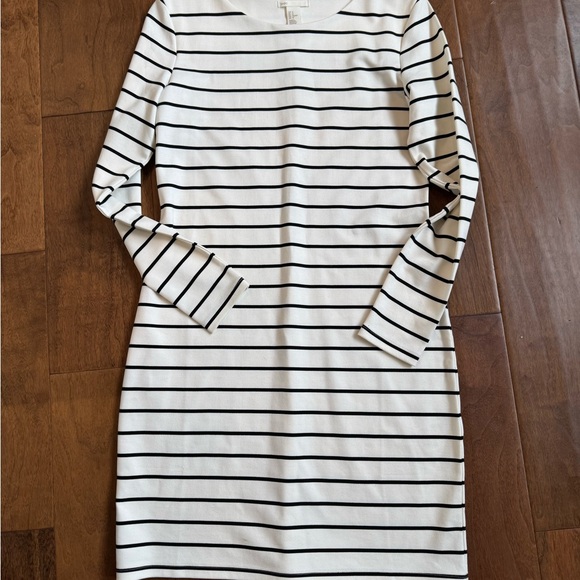 H&M Striped Long-Sleeve Midi Dress in White and Black - Picture 2 of 5